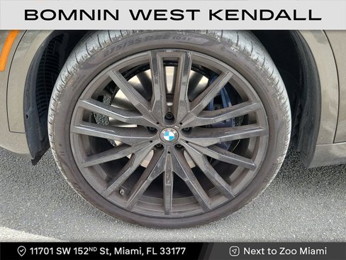 Used 2025 BMW X5 M60i image 4