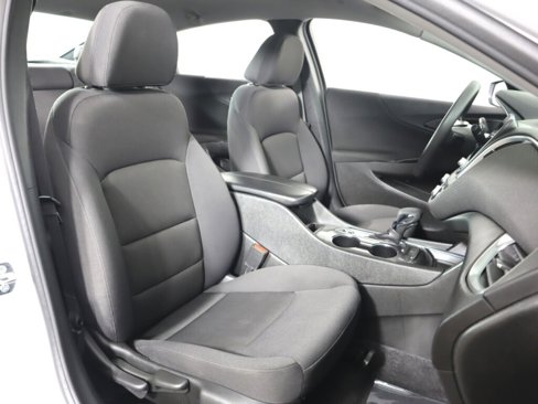 Used 2023 Chevrolet Malibu LT image 37