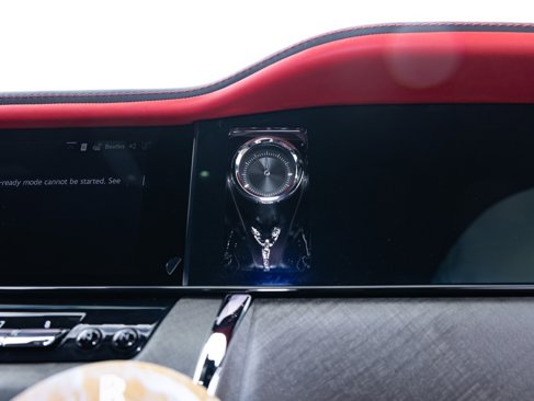New 2025 Rolls-Royce Cullinan image 61