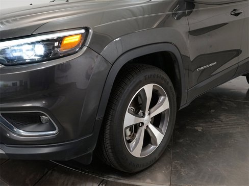 Used 2022 Jeep Cherokee Limited image 6