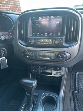 Used 2017 Chevrolet Colorado Z71 image 19