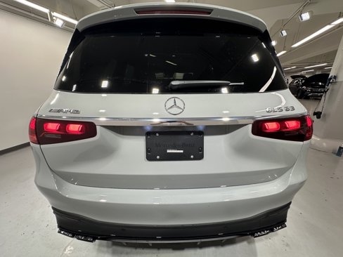 New 2026 Mercedes-Benz GLS 63 AMG 4MATIC image 12