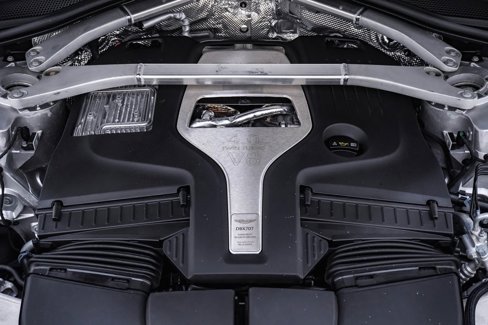 Used 2025 Aston Martin DBX 707 image 34
