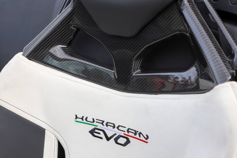 Used 2024 Lamborghini Huracan EVO image 23