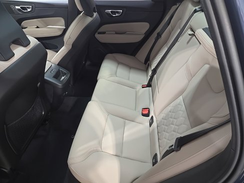 New 2026 Volvo XC60 B5 Plus w/ Climate Package image 21