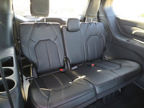New 2025 Chrysler Pacifica Select image 16
