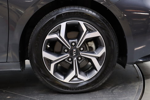 Used 2020 Kia Forte LXS image 29