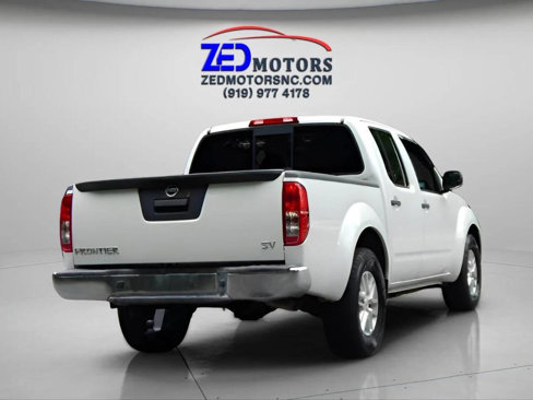 Used 2016 Nissan Frontier SV image 5
