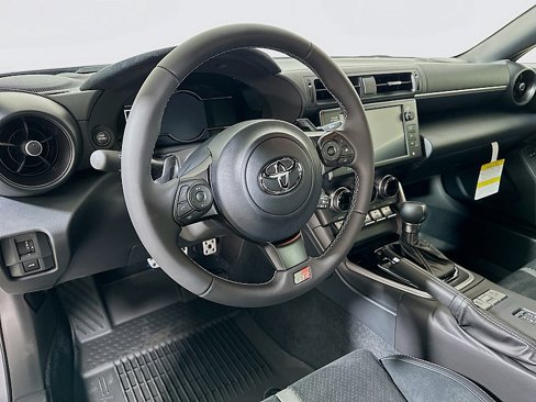 New 2025 Toyota GR86 Premium image 9