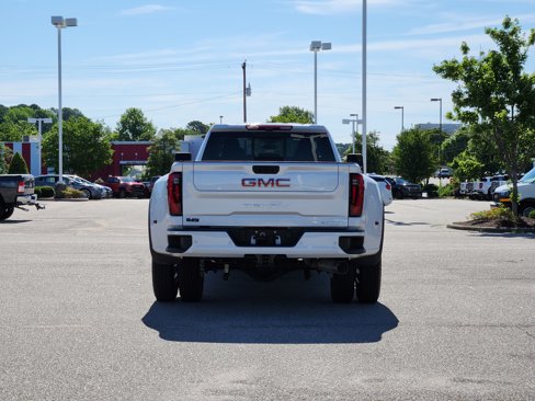 New 2025 GMC Sierra 3500 Denali w/ Denali Reserve Package image 6