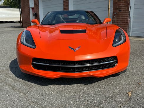 Used 2019 Chevrolet Corvette Stingray Coupe w/ 1LT image 13