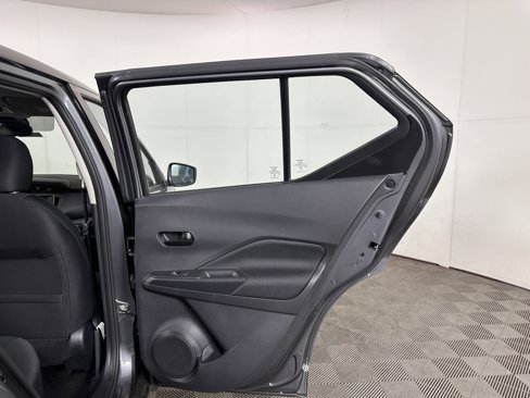 New 2025 Nissan Kicks Play S image 35