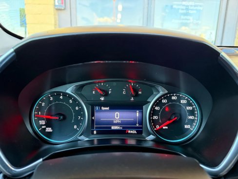 Used 2020 Chevrolet Equinox LT image 31