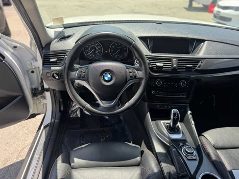 Used 2013 BMW X1 xDrive28i image 11