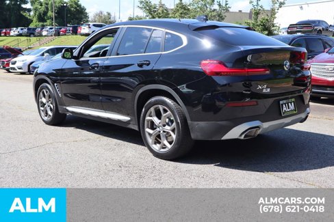 Used 2025 BMW X4 xDrive30i image 9