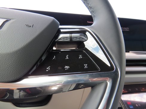 New 2026 Cadillac Vistiq Luxury w/ LPO, Floor Liner Package image 22