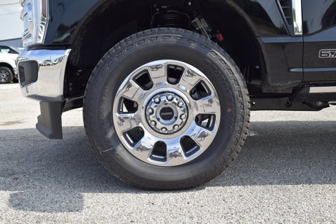 New 2025 Ford F250 King Ranch w/ Chrome Package image 25