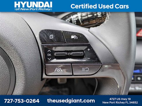 Certified 2025 Hyundai Elantra Sport image 26