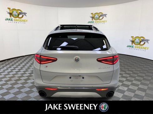 New 2023 Alfa Romeo Stelvio Ti image 7