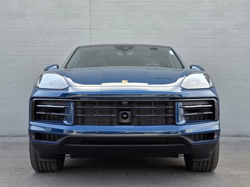 New 2025 Porsche Cayenne Coupe image 6