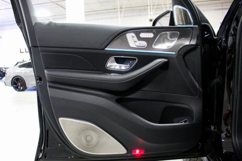 Used 2023 Mercedes-Benz GLS 580 4MATIC image 12