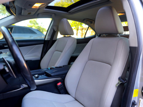 Used 2015 Lexus IS 250 image 6