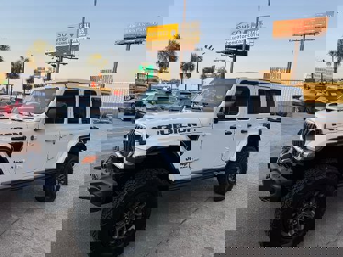 Used 2025 Jeep Wrangler Unlimited Rubicon 392 image 8