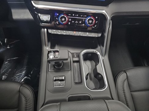 New 2026 GMC Sierra 1500 Denali w/ Denali Reserve Package image 27