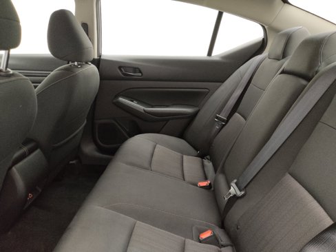 Used 2024 Nissan Altima 2.5 SV image 18