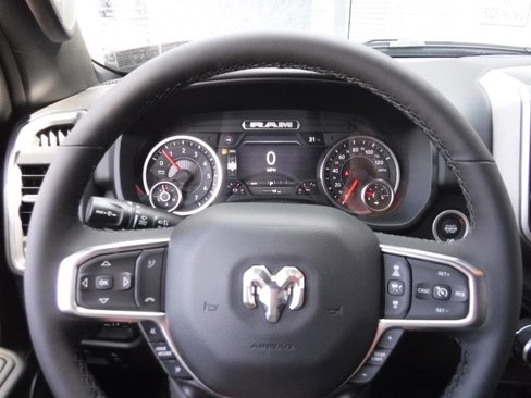 New 2026 RAM 1500 4x4 Crew Cab image 36