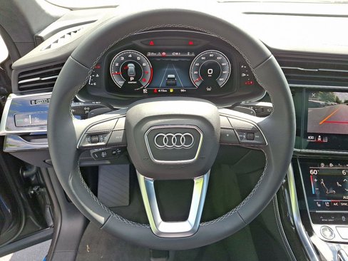 New 2025 Audi Q8 Prestige image 18