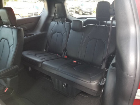 New 2026 Chrysler Pacifica Select image 15