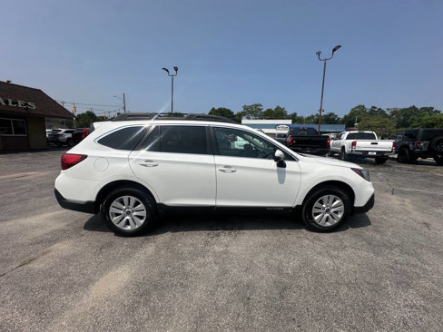 Used 2018 Subaru Outback 2.5i Premium image 21