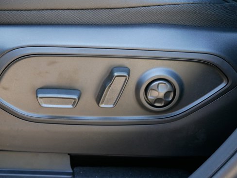 New 2025 Jeep Grand Cherokee Limited 4xe image 12