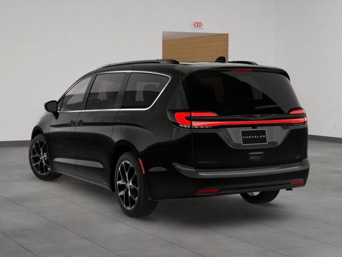 New 2026 Chrysler Pacifica Limited image 4