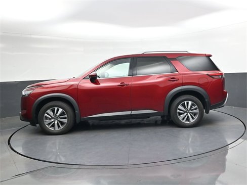 Used 2022 Nissan Pathfinder SL w/ SL Black Package image 8