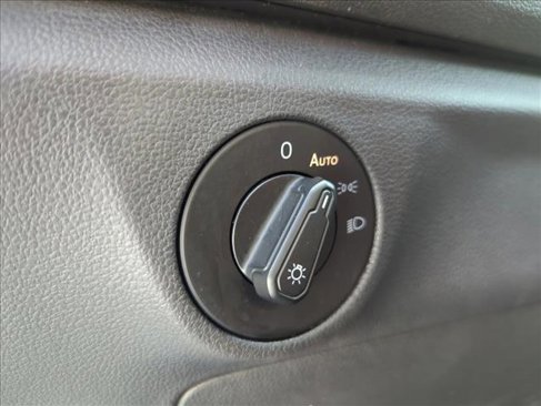 Used 2020 Volkswagen Jetta S image 5