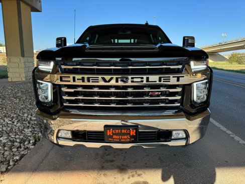 Used 2022 Chevrolet Silverado 3500 LTZ w/ LTZ Texas Edition image 8