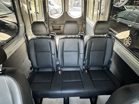 Used 2023 Mercedes-Benz Sprinter 2500 image 29