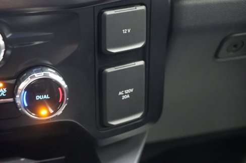 Used 2024 Ford F350 Lariat w/ Lariat Ultimate Package image 31