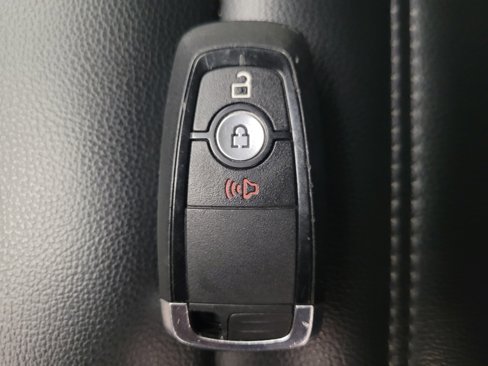 Used 2024 Ford Edge SEL image 32