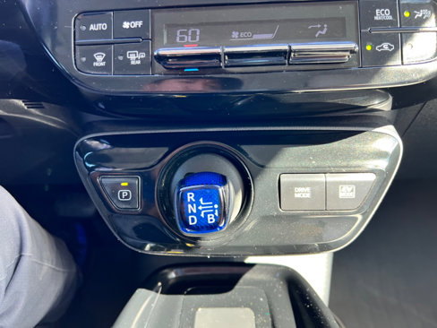 Used 2019 Toyota Prius AWD image 18