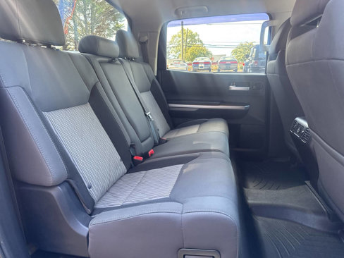 Used 2015 Toyota Tundra SR5 image 12