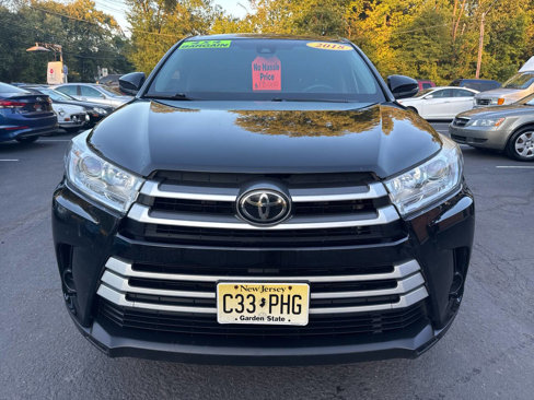 Used 2018 Toyota Highlander AWD V6 image 2