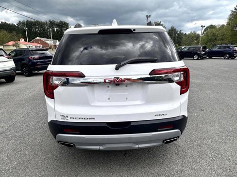 Used 2023 GMC Acadia SLT image 6