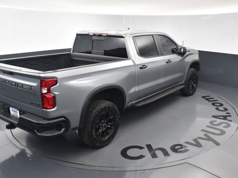 Used 2024 Chevrolet Silverado 1500 ZR2 w/ Technology Package image 38