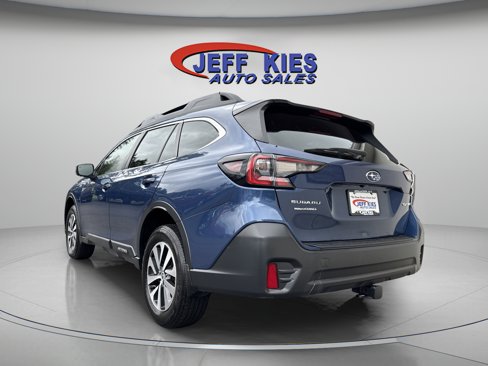 Used 2022 Subaru Outback Premium image 5