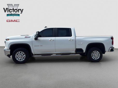 Used 2021 Chevrolet Silverado 2500 LT w/ Z71 Off-Road Package image 6