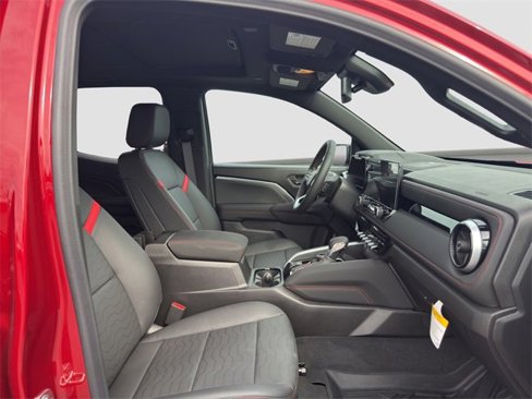 New 2026 Chevrolet Colorado Z71 w/ Technology Package image 16