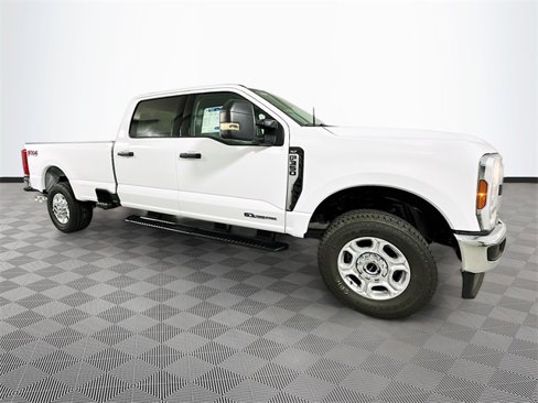 New 2026 Ford F350 XLT image 3